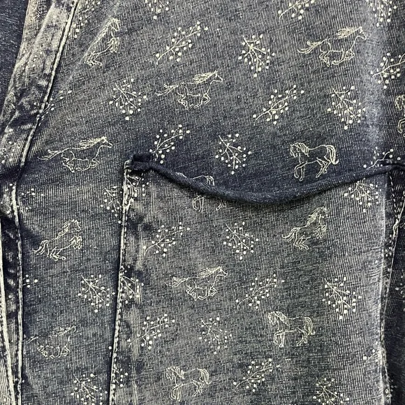 Sundance Horse & Floral Chambray Shirt | Western Boho Coastal Cowgirl | Medium - Picture 3 of 4